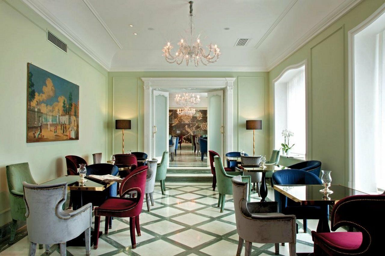 Grand Santa Lucia Napels